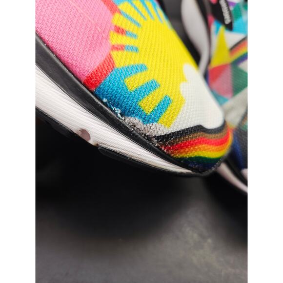 Brooks Men 12 Comfy footwear - Picture 3 of 11